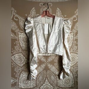 NWT Ruve Satin Puff Sleeve Deep V Neck Cream Blouse Size Small